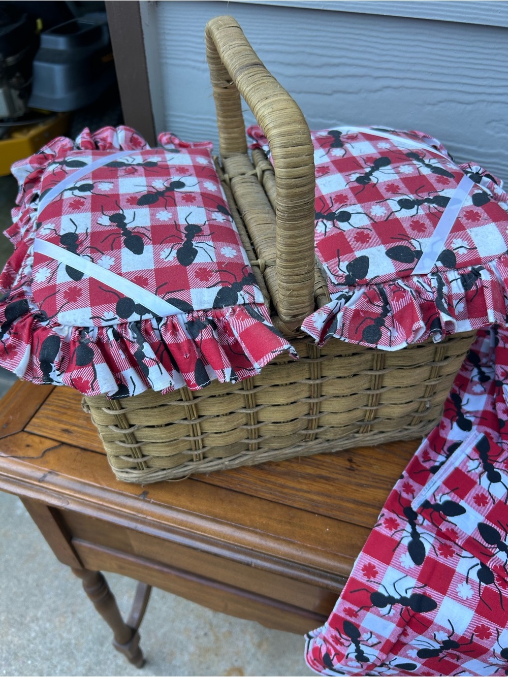 Woven Picnic Basket with Red Ant-Print Fabric Topper, 2 Tablecloths, 4 Napkins